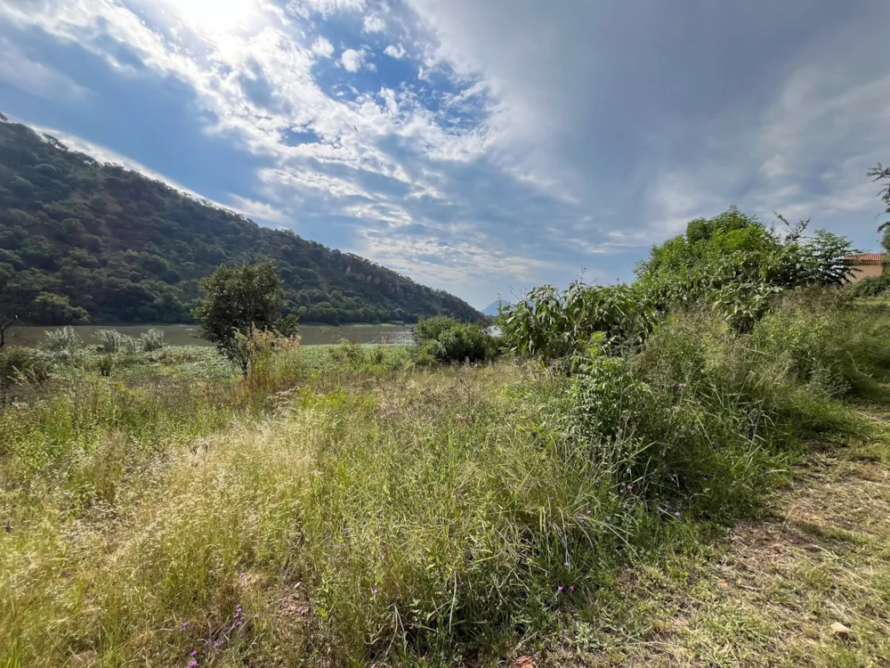 Vacant land for sale in Estate D Afrique - 1HR1649624 Vacant land for sale in Estate D Afrique - 1HR1649624