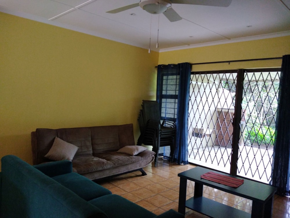 Garden apartment for sale in Scottburgh South - 1si1649674