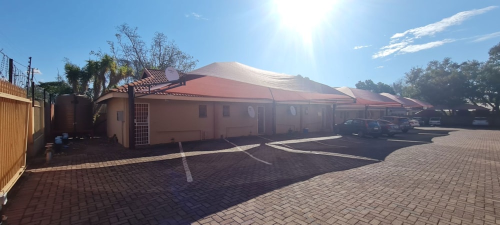 Bachelor apartment to rent in Hospitaal Park - 1PS1735758