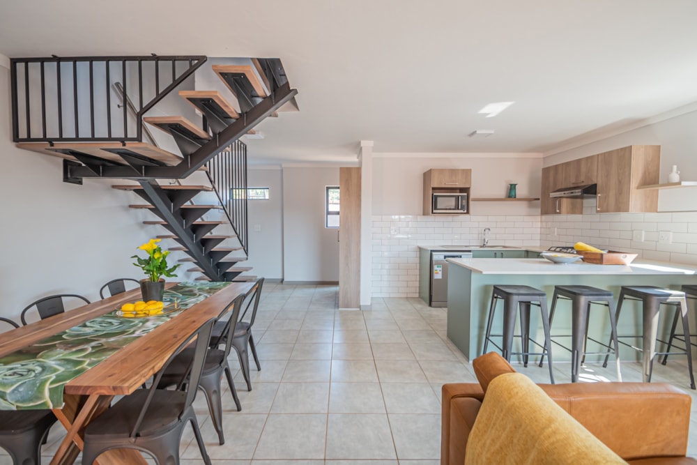 Double-storey house for sale in Karenpark - PTM1649856