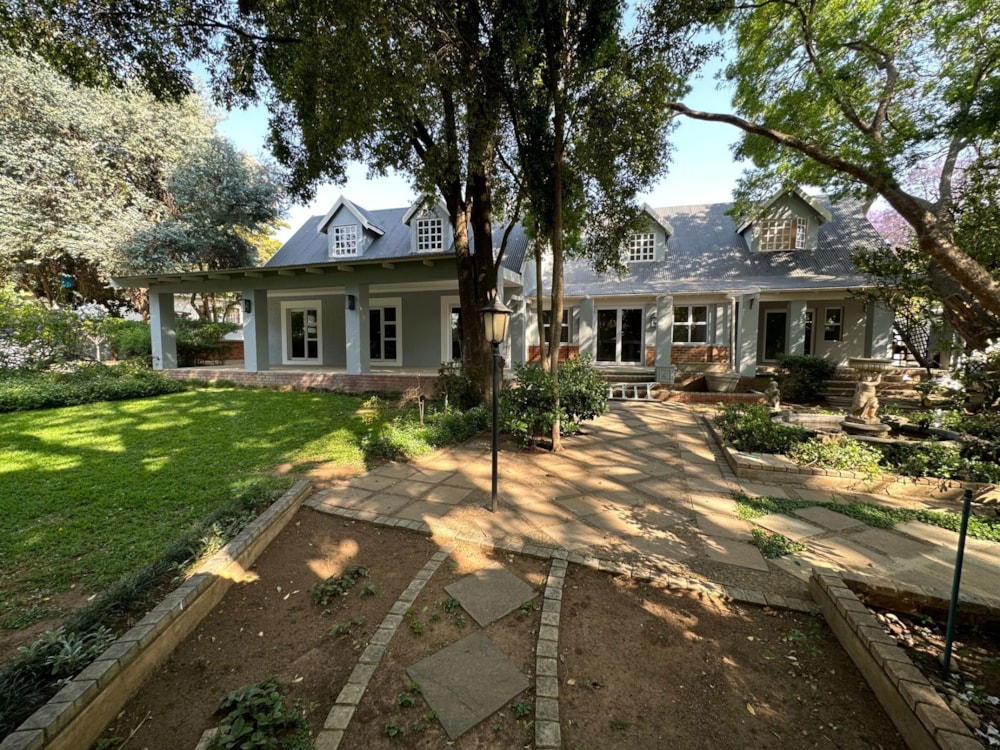 House for sale in Waterkloof, Pretoria East - PT1680273 House for sale in Waterkloof, Pretoria East - PT1680273