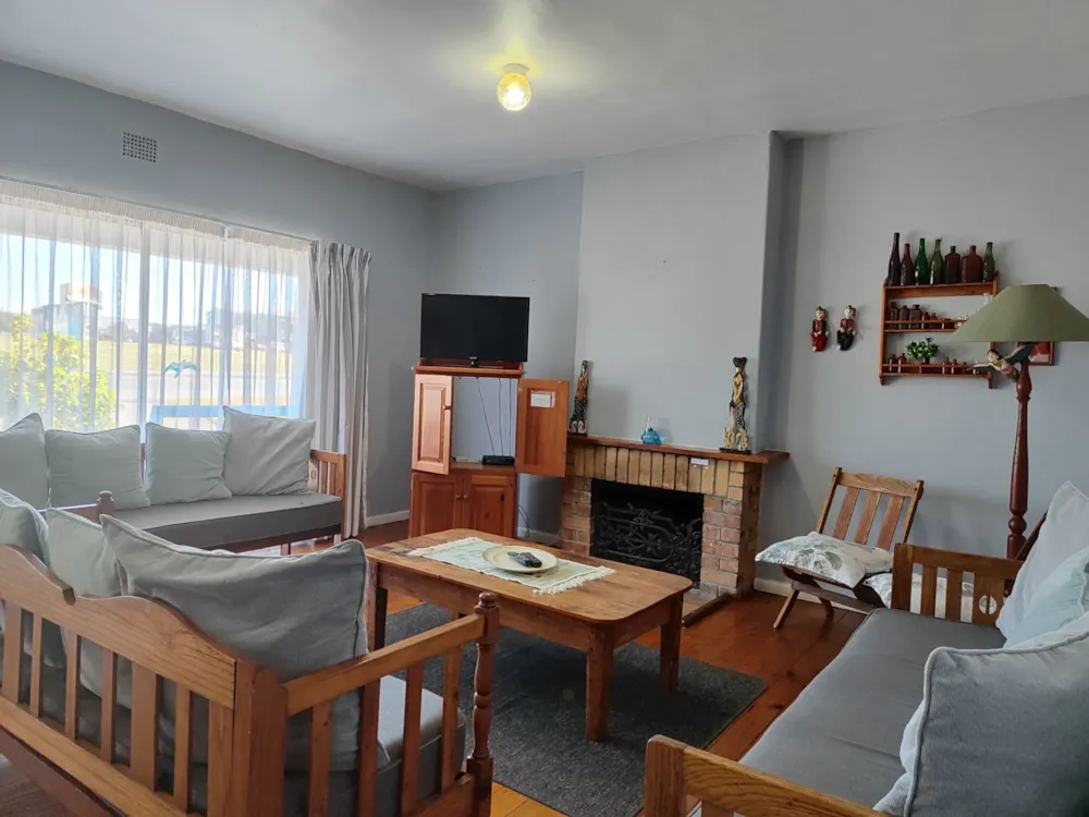 Double-storey house for sale in Struisbaai - 1SW1650180 Double-storey house for sale in Struisbaai - 1SW1650180