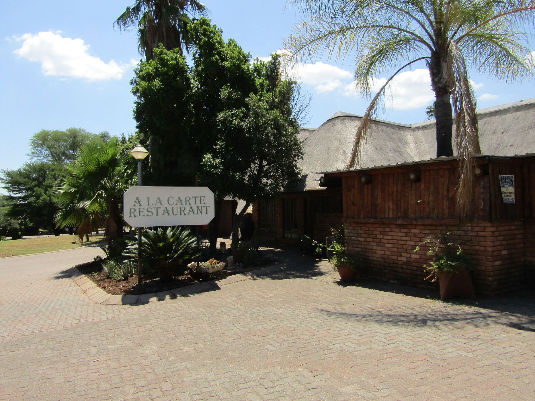 Country hotel for sale in Brits - 1HR1650461