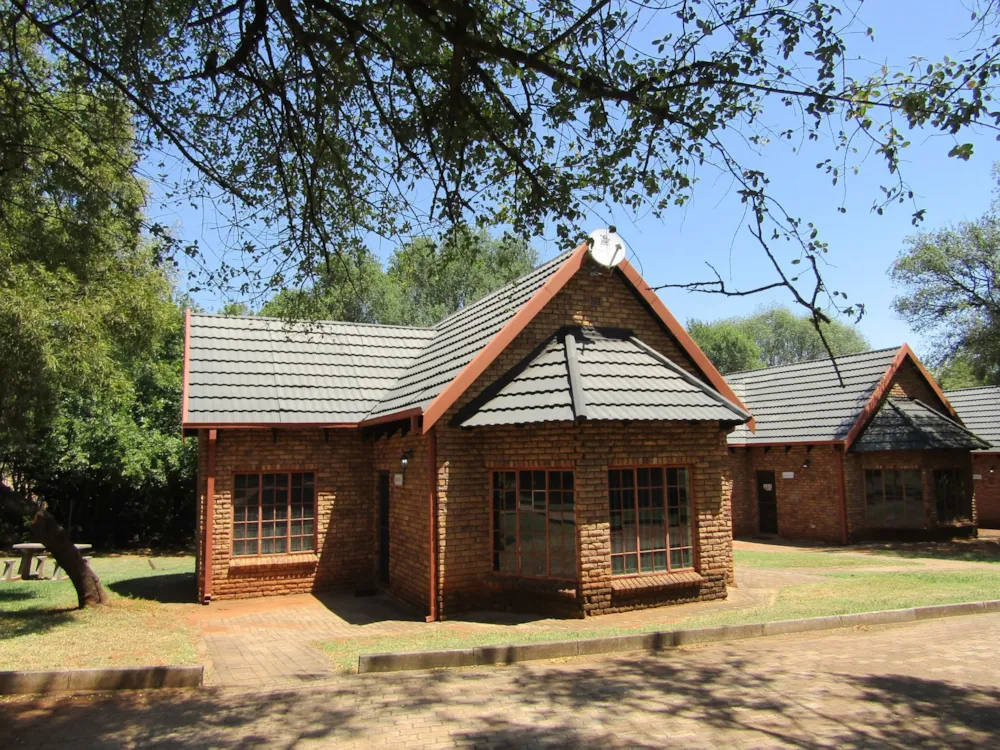 Country hotel for sale in Brits - 1HR1650461 Country hotel for sale in Brits - 1HR1650461