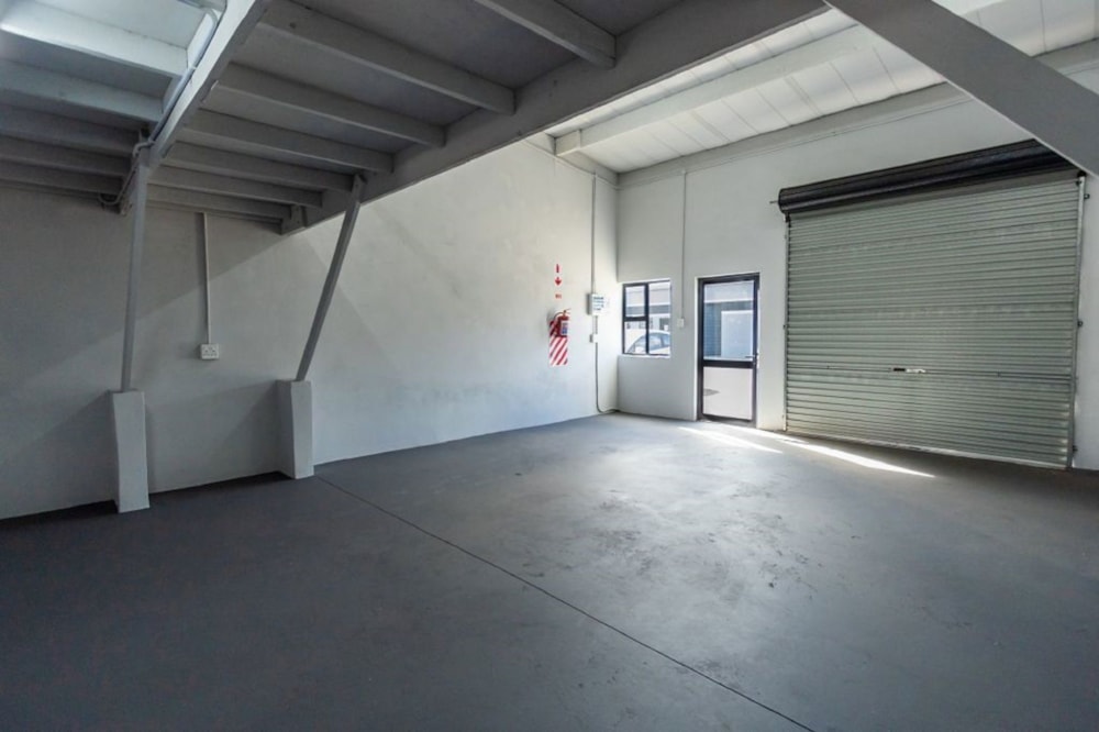 Commercial Building for sale in Alton - 1RY1650479