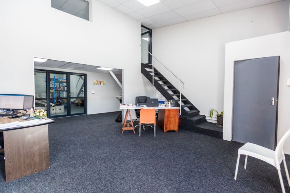 Commercial Building for sale in Alton - 1RY1650497