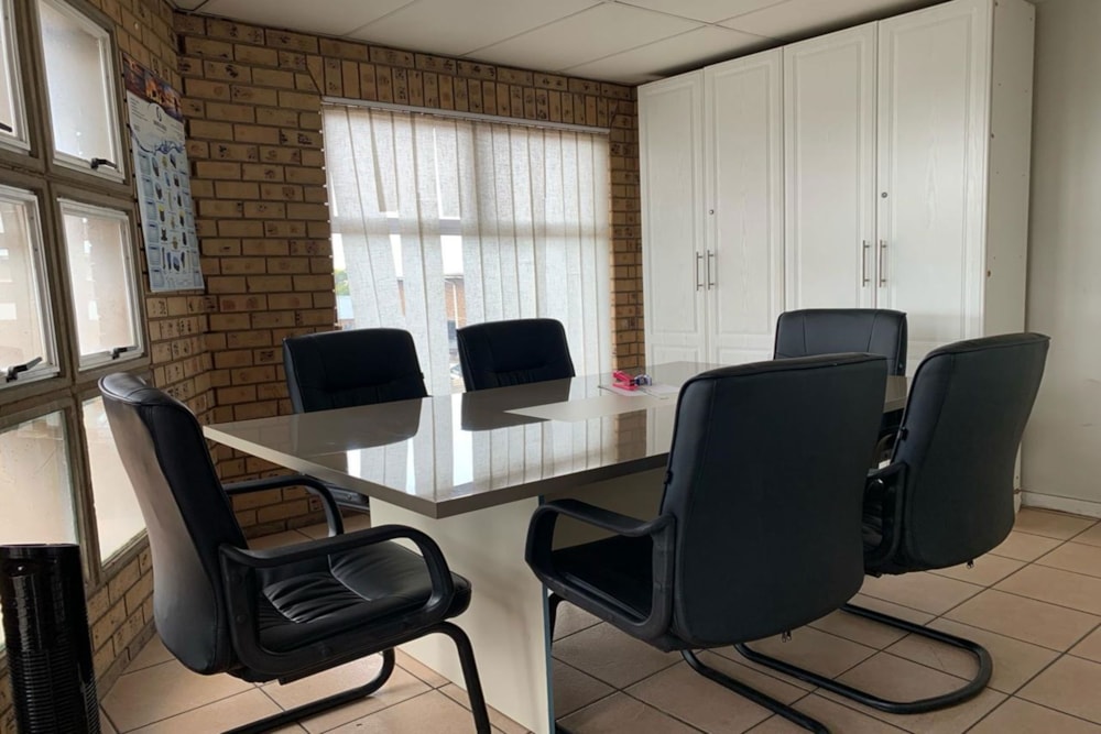 Commercial Building for sale in Witbank (eMalahleni) - 1WD1678245