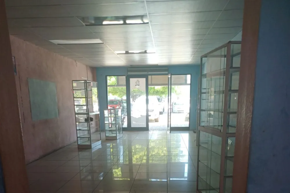 Commercial Building let in Tete, Tete, Mozambique - 3MQ1650596
