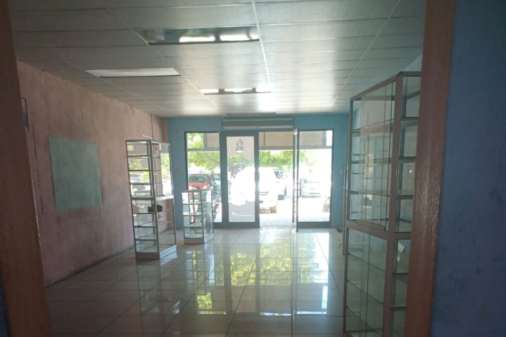 Commercial Building to rent in Tete, Tete, Mozambique - 3MQ1650596 Commercial Building to rent in Tete, Tete, Mozambique - 3MQ1650596