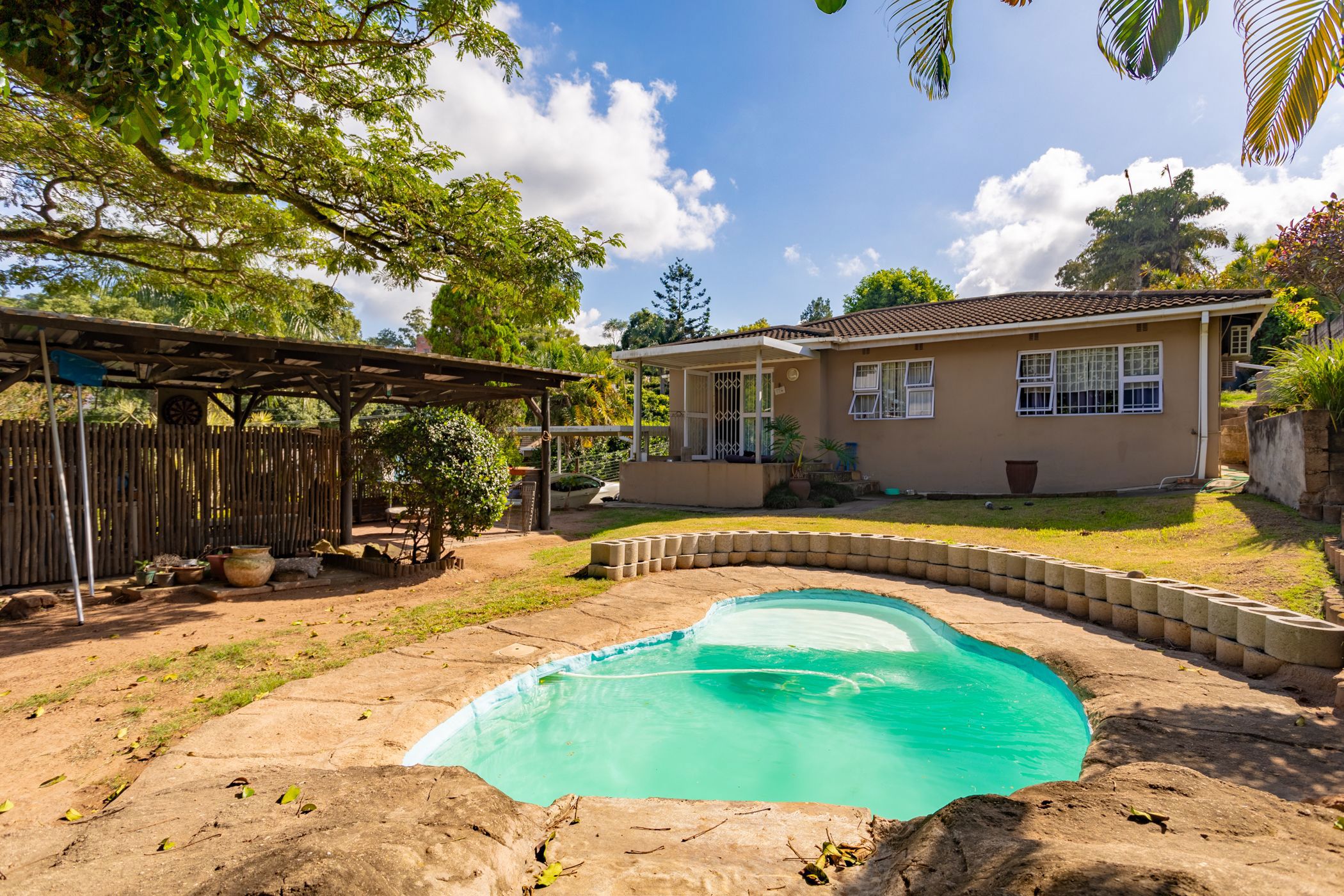 House sold in Escombe - 1PU1650577