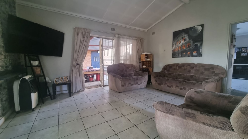 House for sale in Vanderbijlpark CE 2 - 1VT1720673 House for sale in Vanderbijlpark CE 2 - 1VT1720673