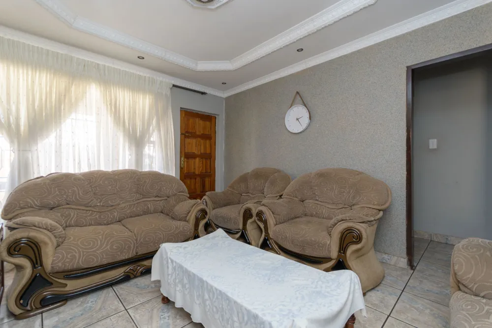 House for sale in Tembisa - KTP1650971 House for sale in Tembisa - KTP1650971