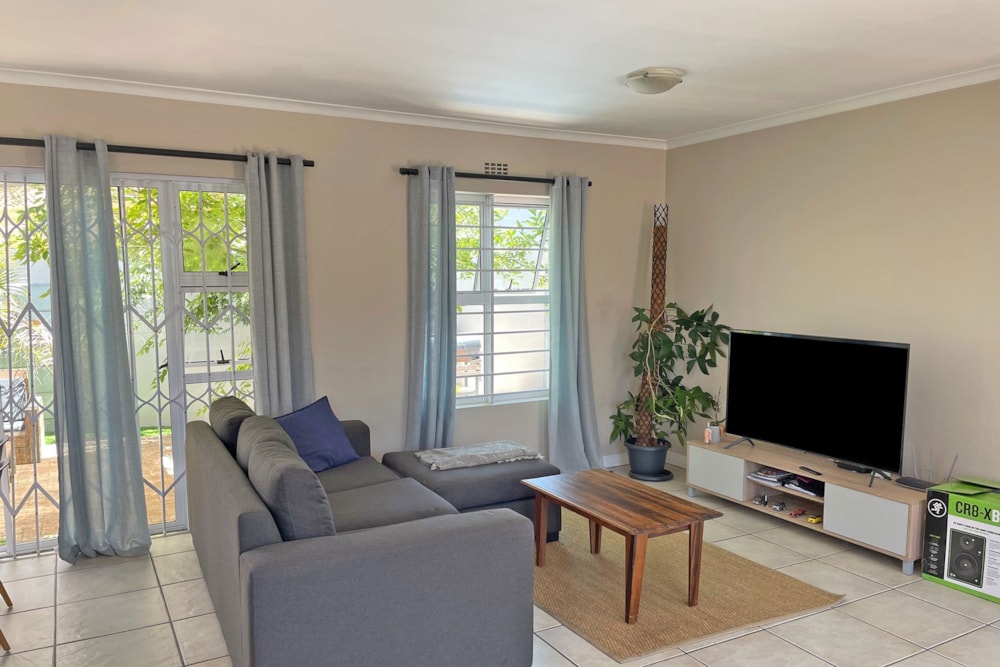 House let in Sunningdale, Blouberg - 1TV1692158 House let in Sunningdale, Blouberg - 1TV1692158