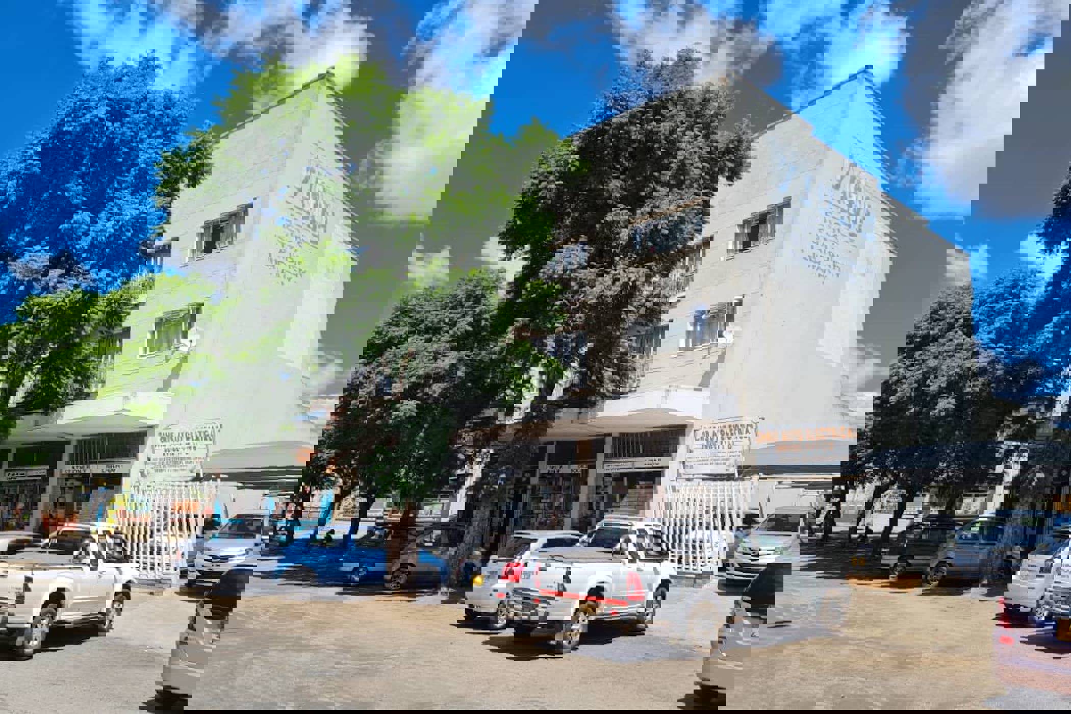 Commercial Building for sale in Bulawayo, Zimbabwe - 3ZB1651132