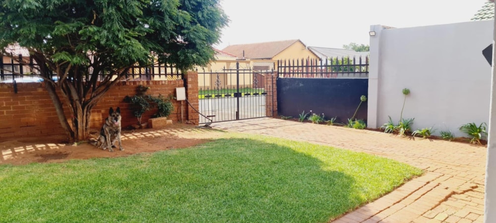 House sold in Eldorado Park - 1GV1651151 House sold in Eldorado Park - 1GV1651151