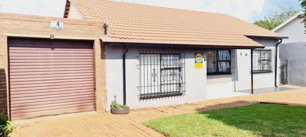 House sold in Eldorado Park - 1GV1651151 House sold in Eldorado Park - 1GV1651151