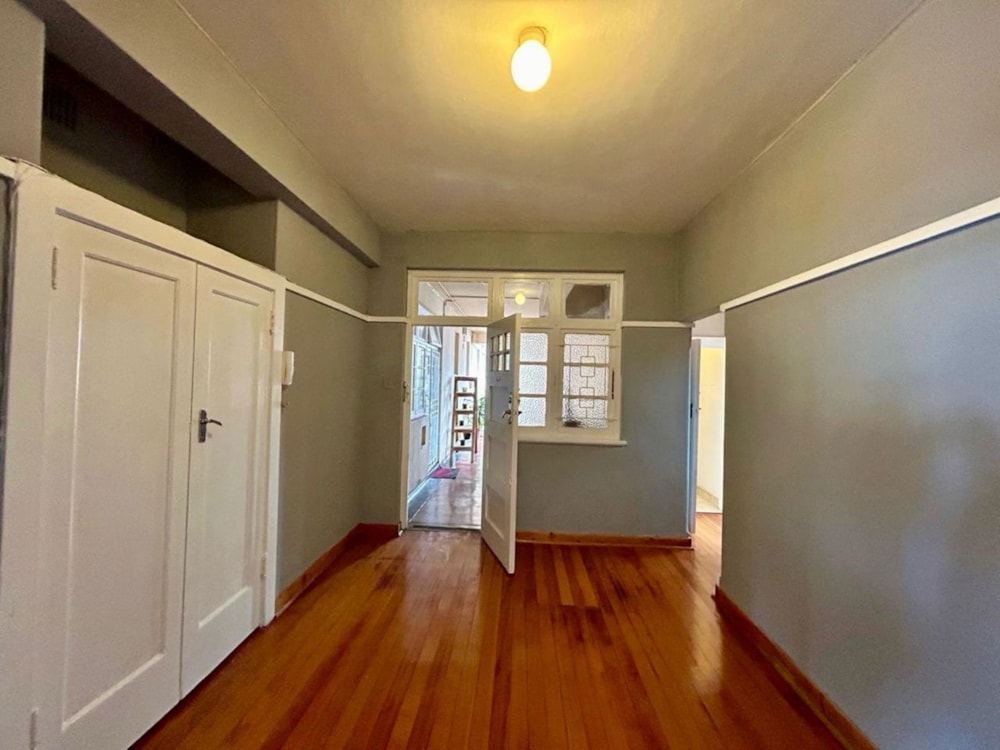 Apartment for sale in Durban Central - 1DA1651302 Apartment for sale in Durban Central - 1DA1651302