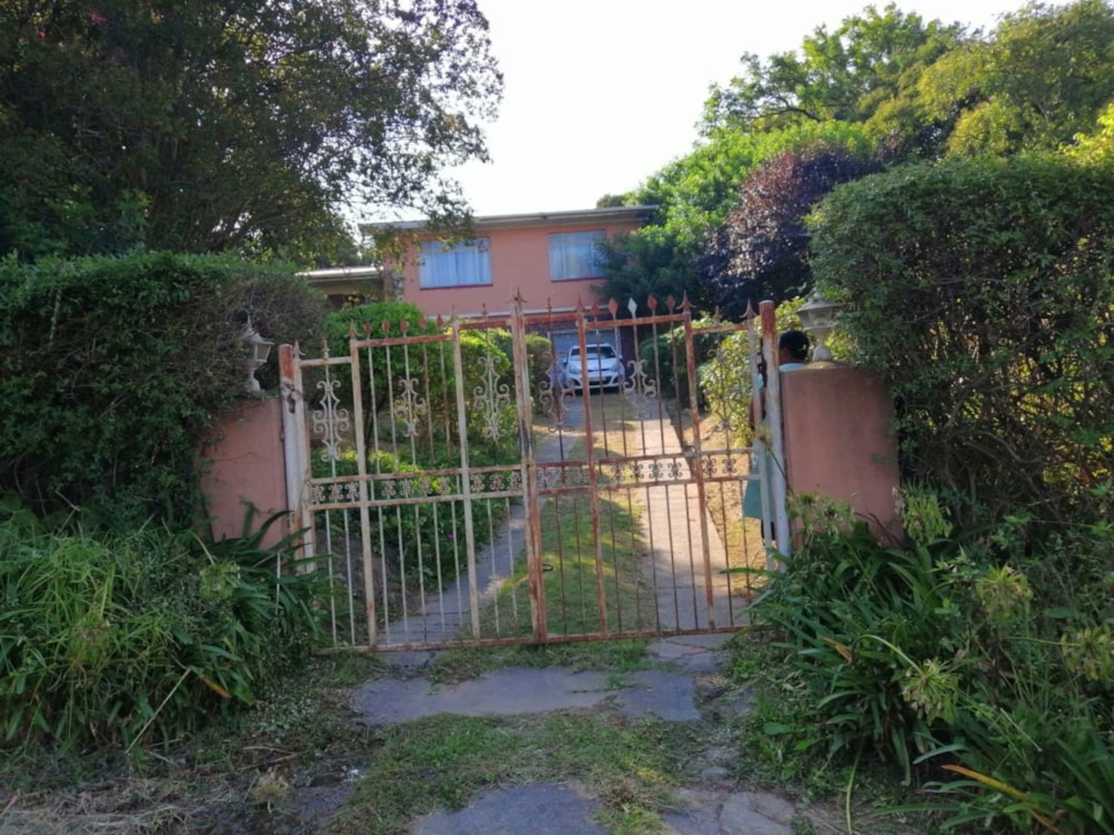 House for sale in Hillcrest, Mthatha - 1MH1651349 House for sale in Hillcrest, Mthatha - 1MH1651349