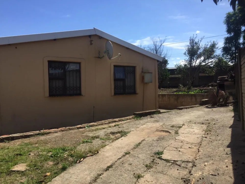House for sale in Hillcrest, Mthatha - 1MH1651763 House for sale in Hillcrest, Mthatha - 1MH1651763