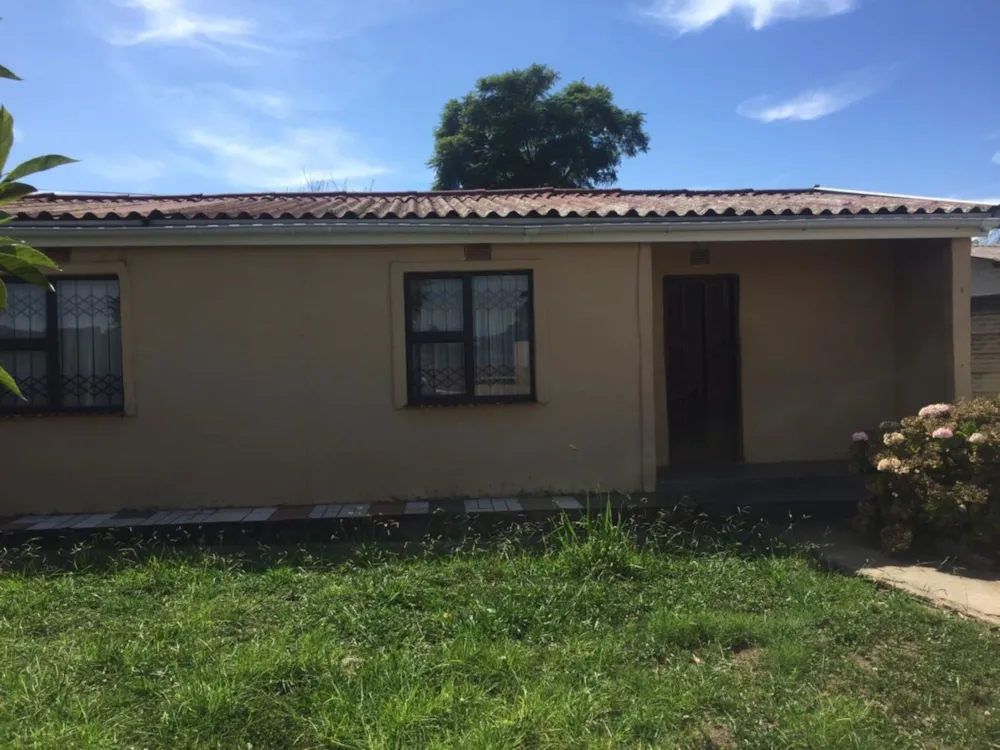 House for sale in Hillcrest, Mthatha - 1MH1651763 House for sale in Hillcrest, Mthatha - 1MH1651763