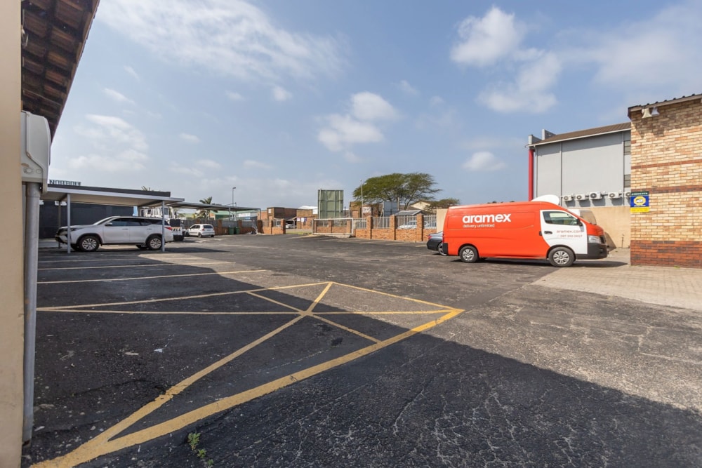 Commercial industrial property for sale in Alton - 1RY1651446 Commercial industrial property for sale in Alton - 1RY1651446