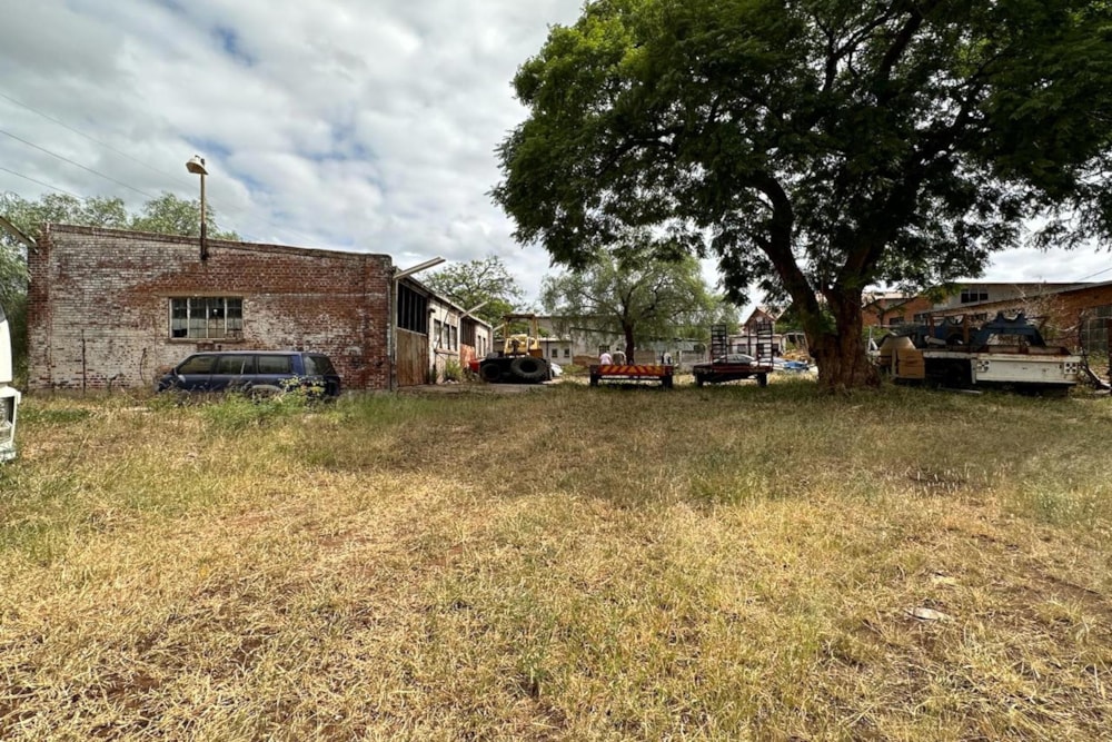 Commercial Building for sale in Bulawayo, Zimbabwe - 3ZB1651518 Commercial Building for sale in Bulawayo, Zimbabwe - 3ZB1651518