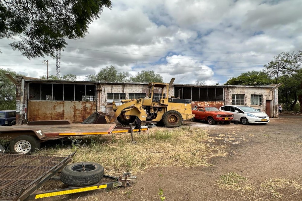 Commercial Building for sale in Bulawayo, Zimbabwe - 3ZB1651518 Commercial Building for sale in Bulawayo, Zimbabwe - 3ZB1651518