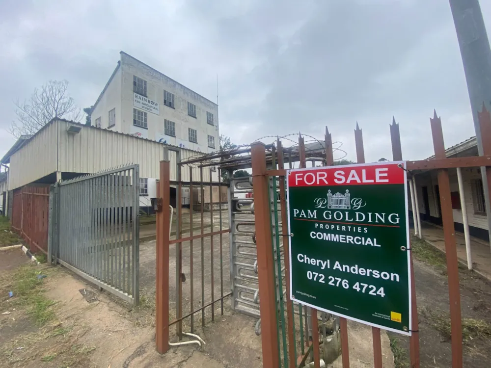 Commercial industrial property for sale in Umlaas Road - 1PM1651653 Commercial industrial property for sale in Umlaas Road - 1PM1651653
