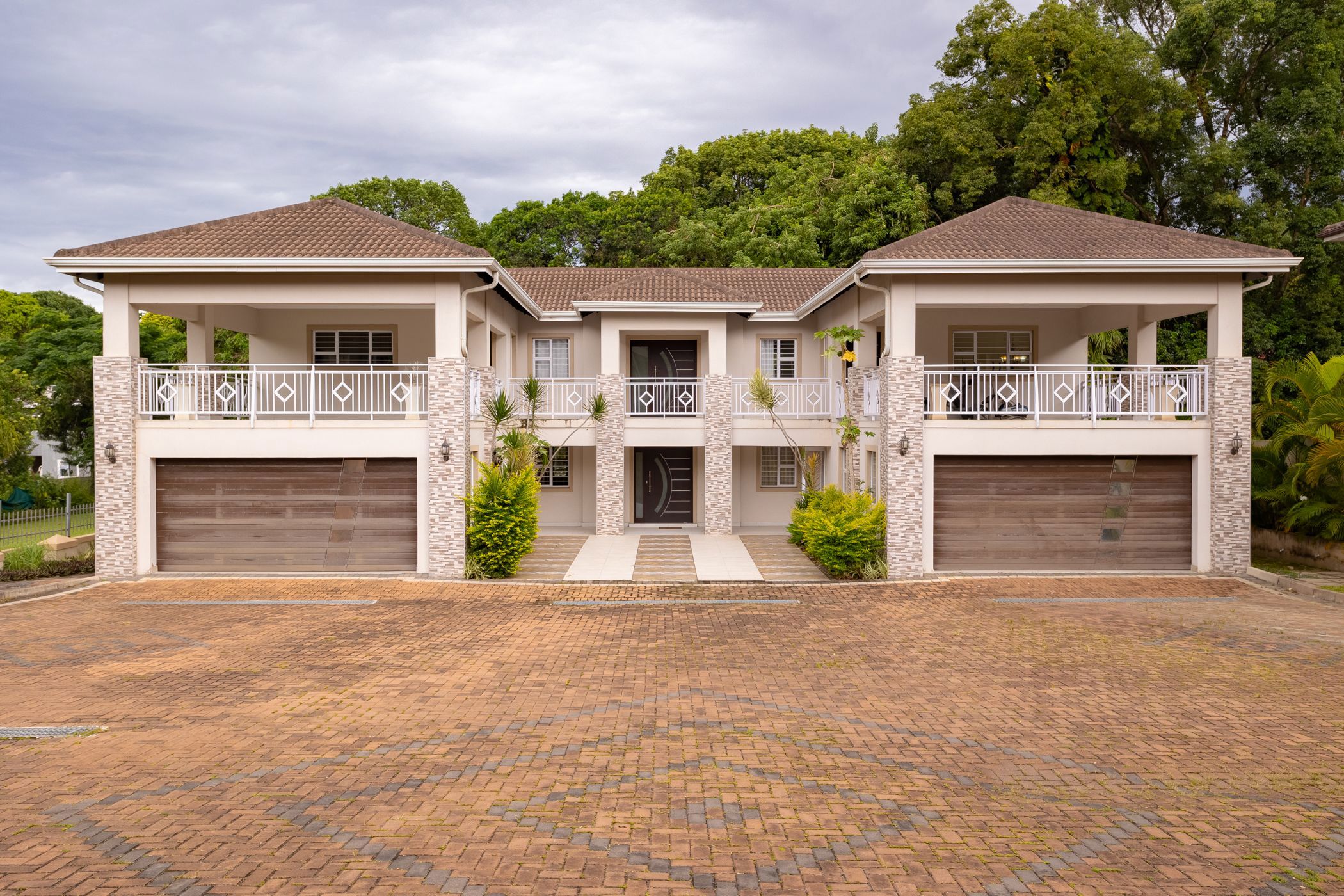 House sold in Beverley Hills, Westville - 1WS1651740