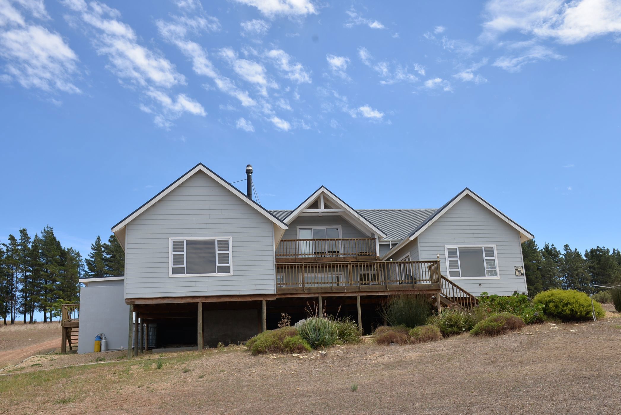 Double-storey house sold in Theewaterskloof - 1SW1651780