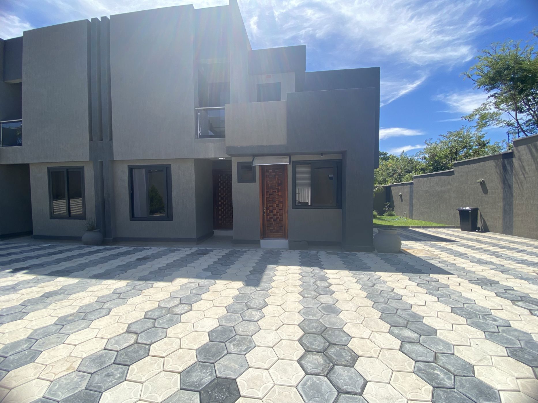 Apartment to rent in Roma, Zambia - 3ZA1651782