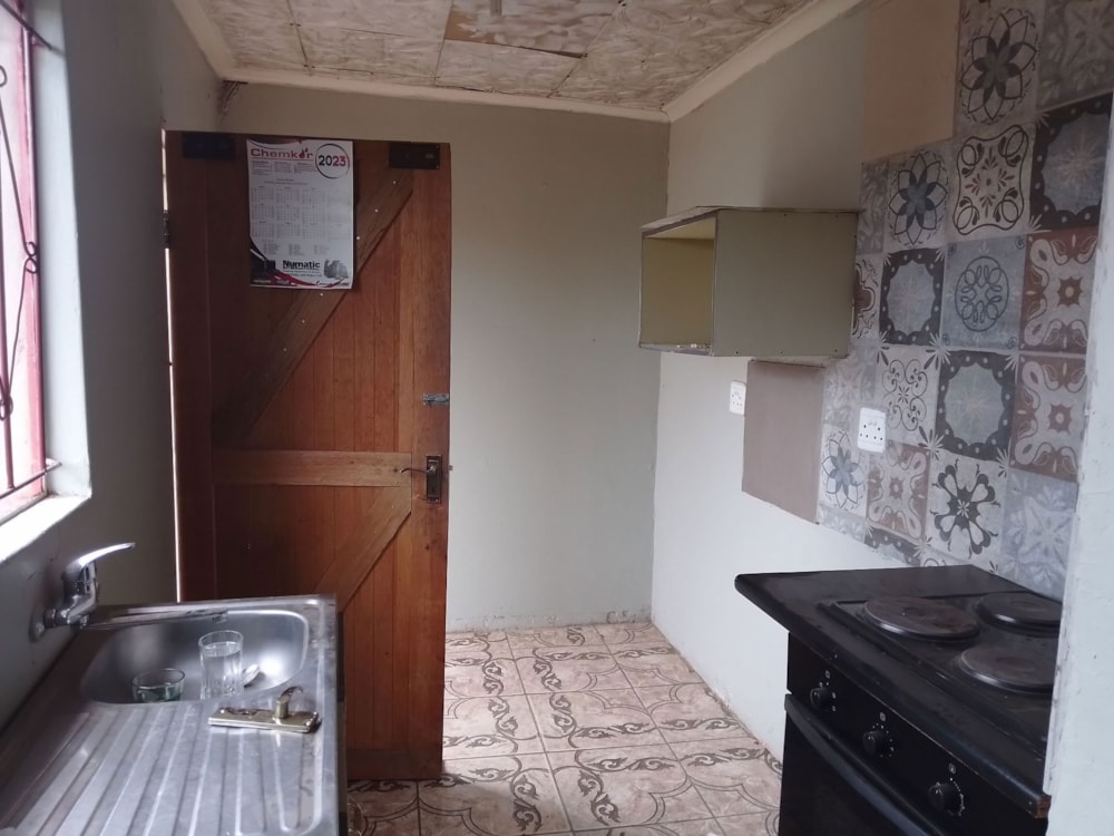 House for sale in Bloemside - 1BX1652426