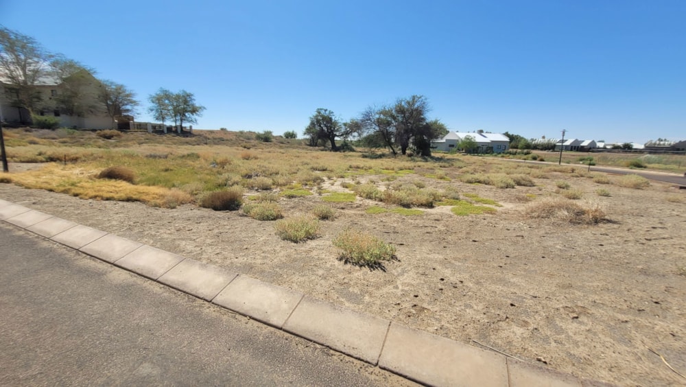 Vacant land for sale in Louisvale - 1NA1652187