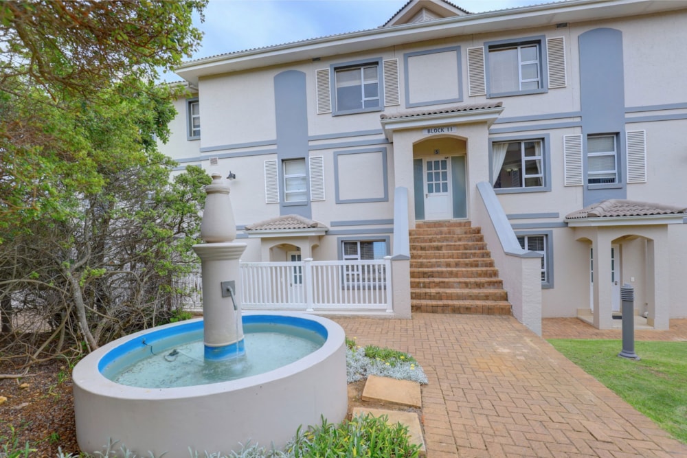 Apartment for sale in Pinnacle Point Golf Estate - 1MB1205461