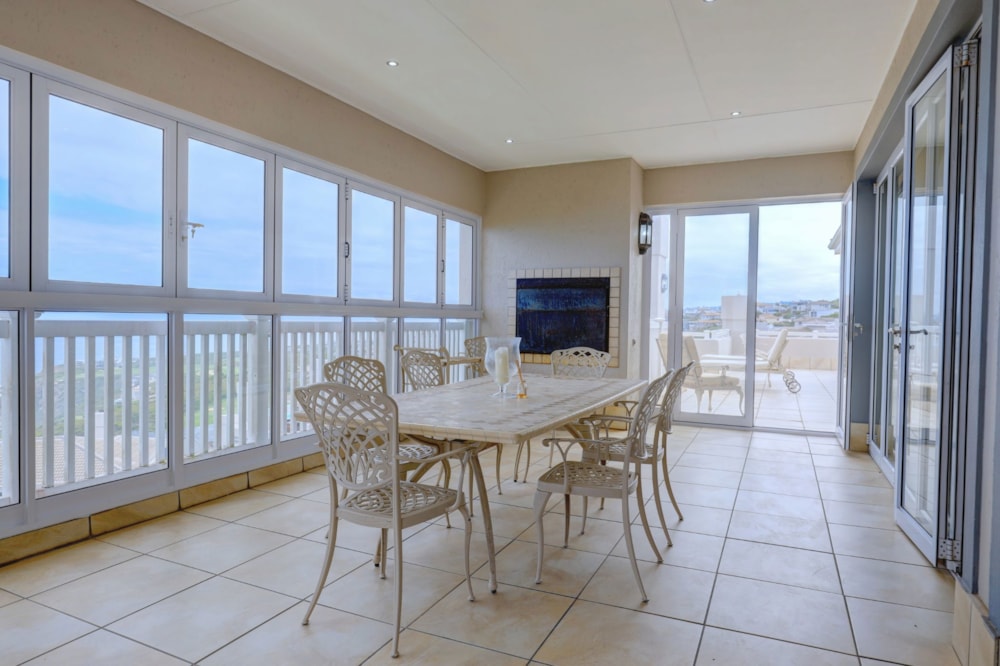Apartment for sale in Pinnacle Point Golf Estate - 1MB1205461