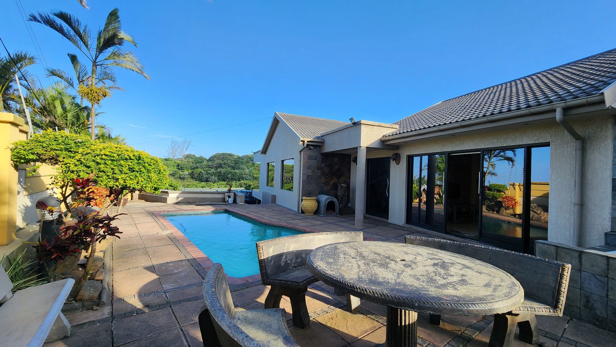 House for sale in Oslo Beach, Port Shepstone - 1PX1650232