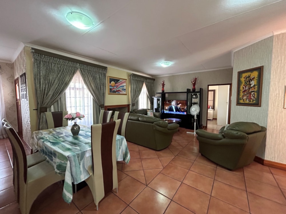 Townhouse for sale in Bendor - 1PS1714510 Townhouse for sale in Bendor - 1PS1714510