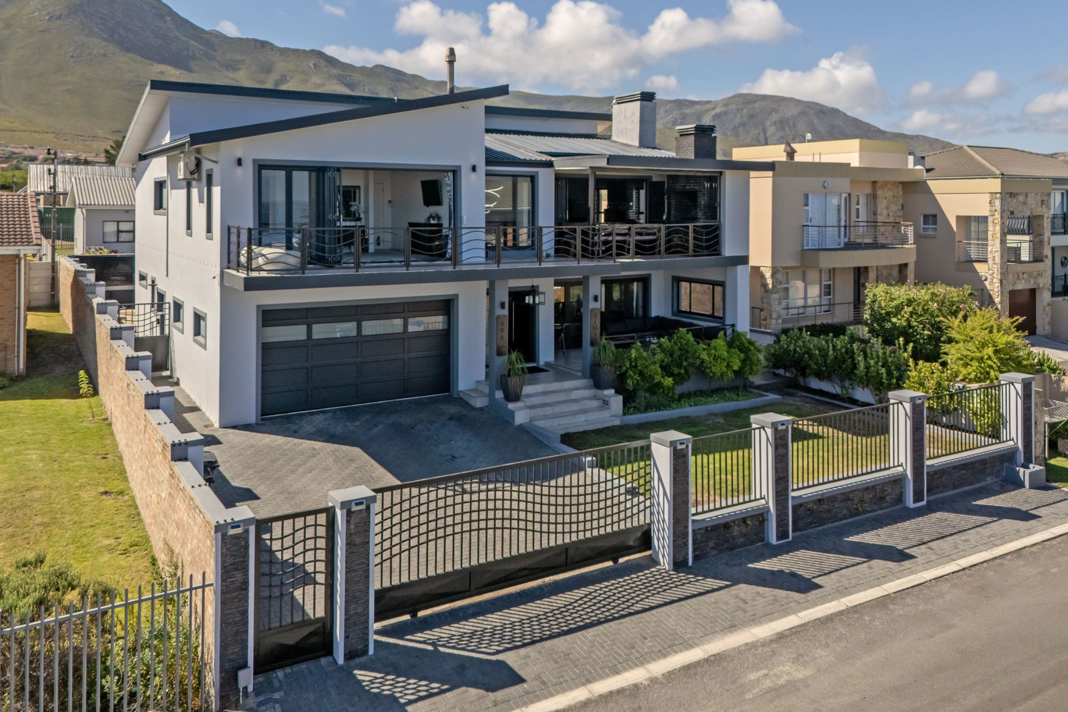 House for sale in Kleinmond - KN1749314