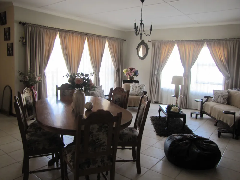 House to rent in Springbok - 1NA1750617 House to rent in Springbok - 1NA1750617