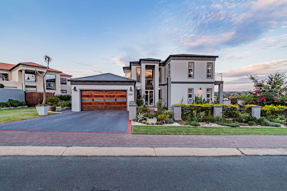 Golf estate house for sale in Blue Valley Golf Estate - CN1648344 Golf estate house for sale in Blue Valley Golf Estate - CN1648344