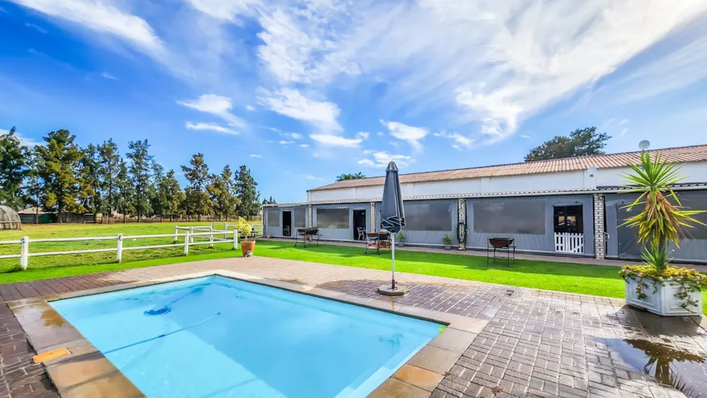 Cottage let in Wellington - TKL1555853