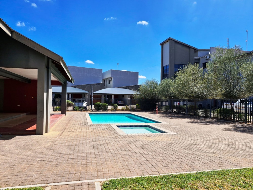 Apartment to rent in Village, Botswana - 3BO1742216