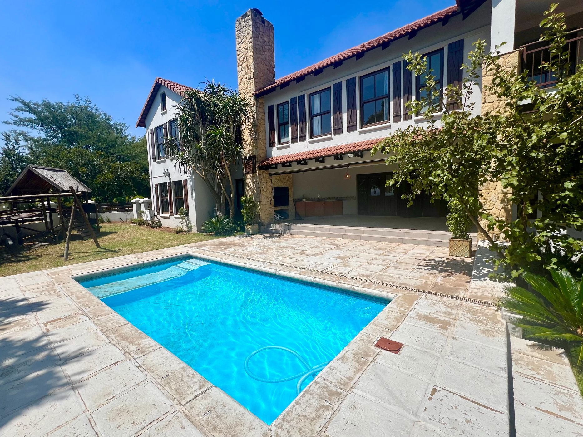 House for sale in Copperleaf - 1CU1652033