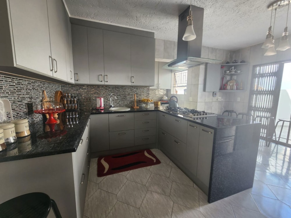 Townhouse for sale in Bruma - BED1649551 Townhouse for sale in Bruma - BED1649551