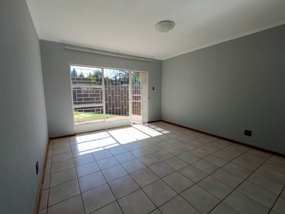 Townhouse let in Langenhovenpark - 1BX1700512 Townhouse let in Langenhovenpark - 1BX1700512