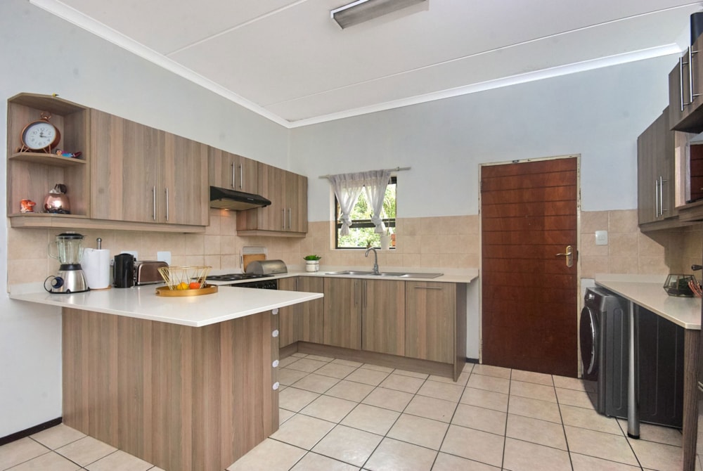 Apartment for sale in Ferndale, Randburg - RAN1701474 Apartment for sale in Ferndale, Randburg - RAN1701474