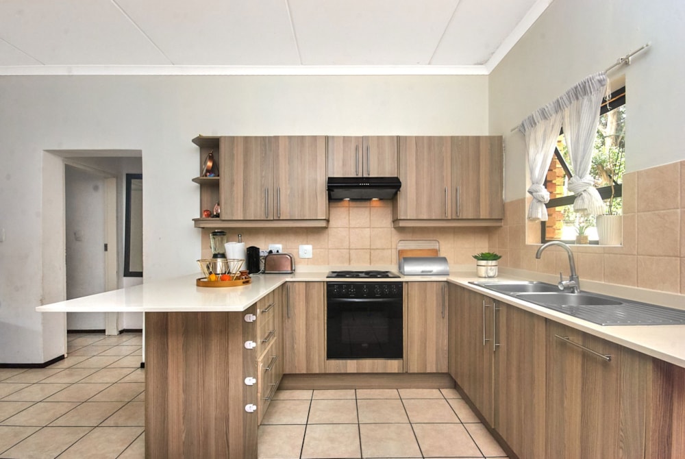 Apartment for sale in Ferndale, Randburg - RAN1701474 Apartment for sale in Ferndale, Randburg - RAN1701474