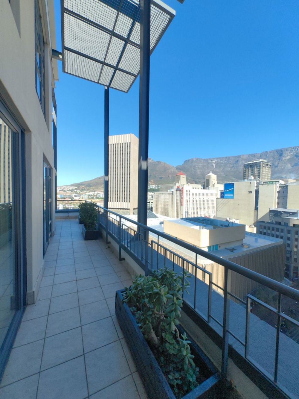 Penthouse apartment to rent in Cape Town Central - CBL1732851 Penthouse apartment to rent in Cape Town Central - CBL1732851