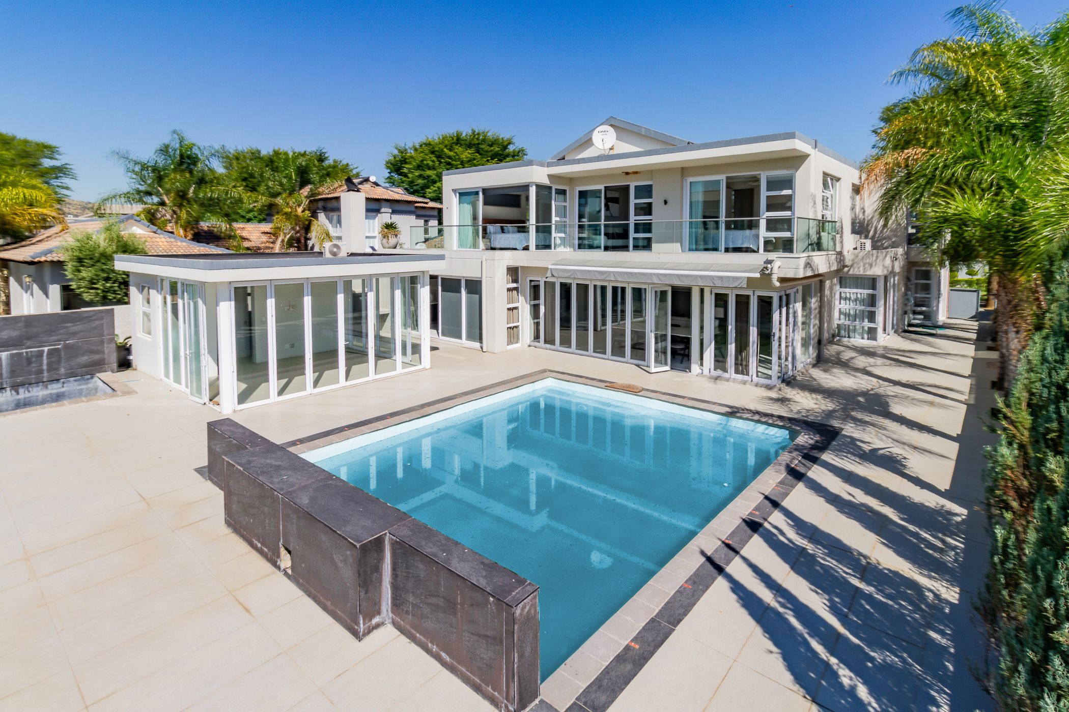 House for sale in The Islands Estate - 1HR1655478