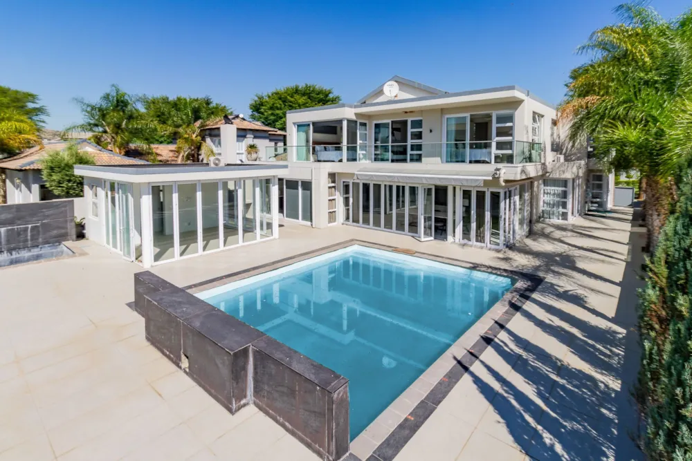 House for sale in The Islands Estate - 1HR1655478